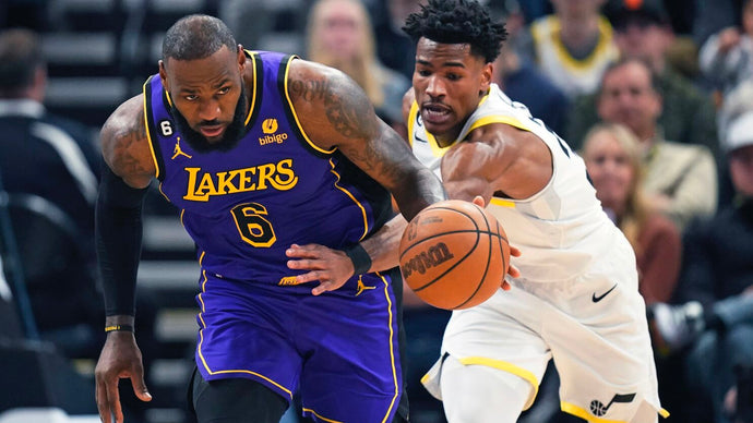 Lakers narrowly defeat Jazz in overtime, remain half-game behind 5th seed