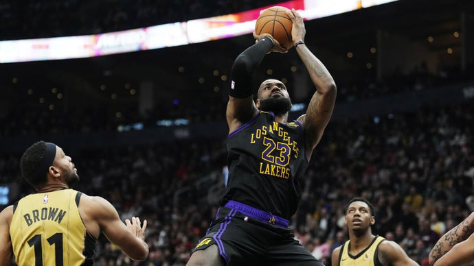 Lakers Dominate Raptors: 2 Key Takeaways